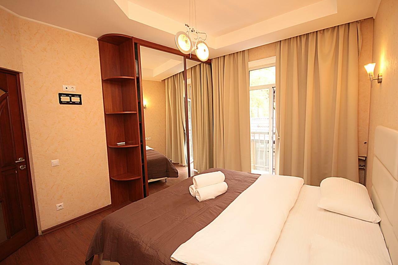 Apartment - Kreshchatyk Area Kiew