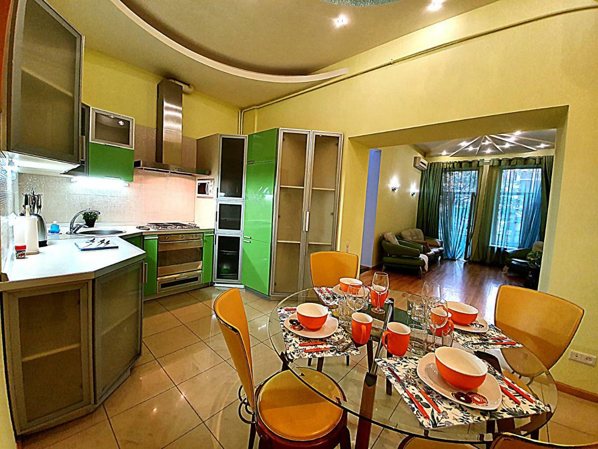 Apartment - Kreshchatyk Area Kiew