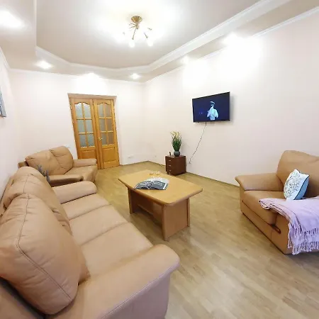 Inn Home Apartments - Kreshchatyk Area Kyiv Exterior photo